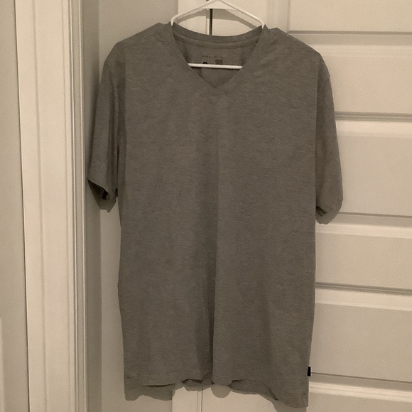 Perry Ellis Other - Perry Ellis Men's Short Sleeve Gray V-Neck Tee, Brand New